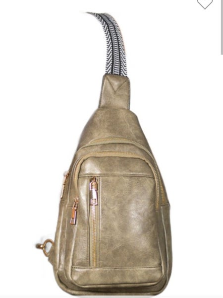 Crossbody sling - v&auml;ri khaki hieman savun harmaaseen taittava s&auml;vy.